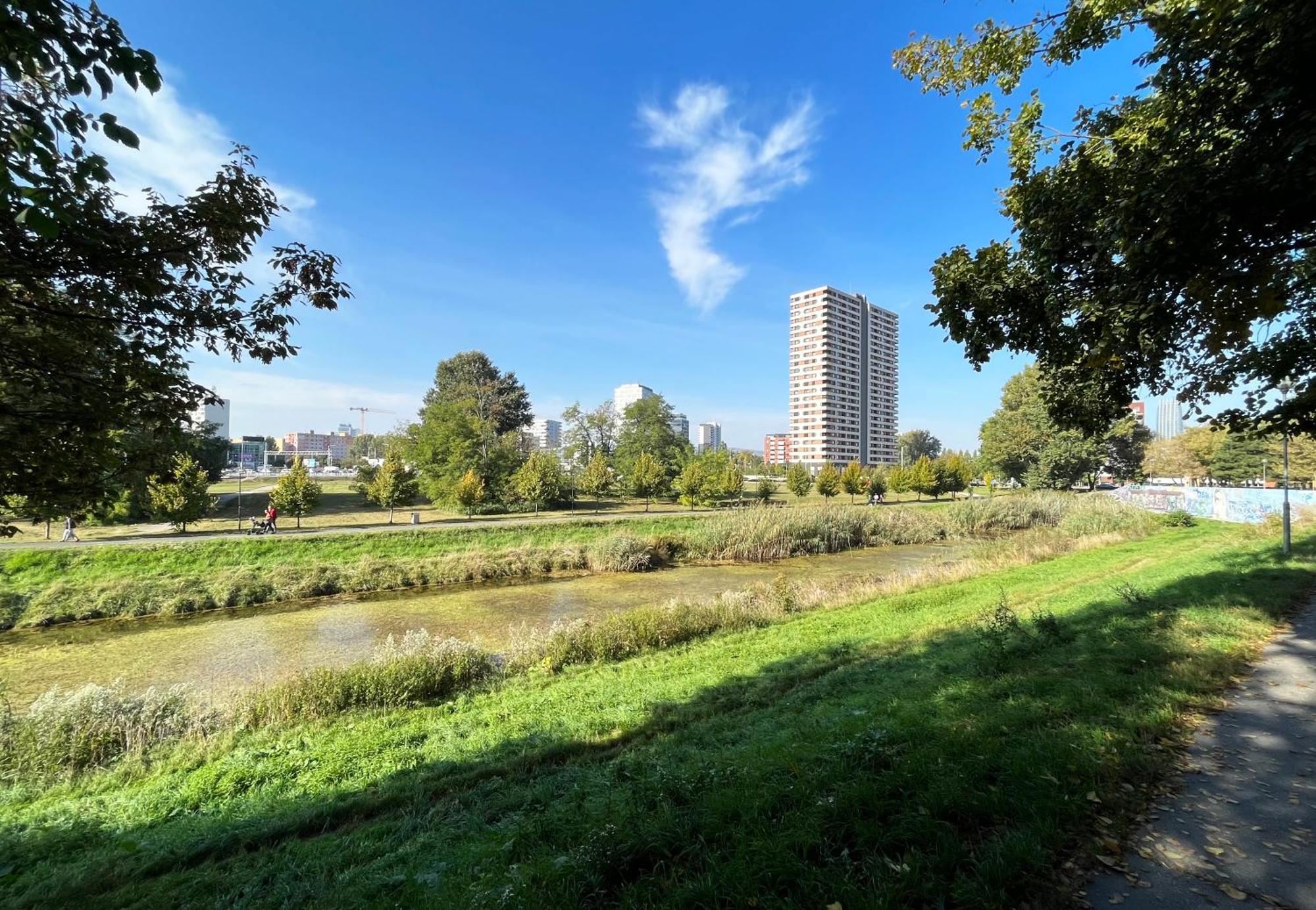 ברטיסלאבה Air-Conditioned Studio, Close To City Centre & Tram Stop מראה חיצוני תמונה