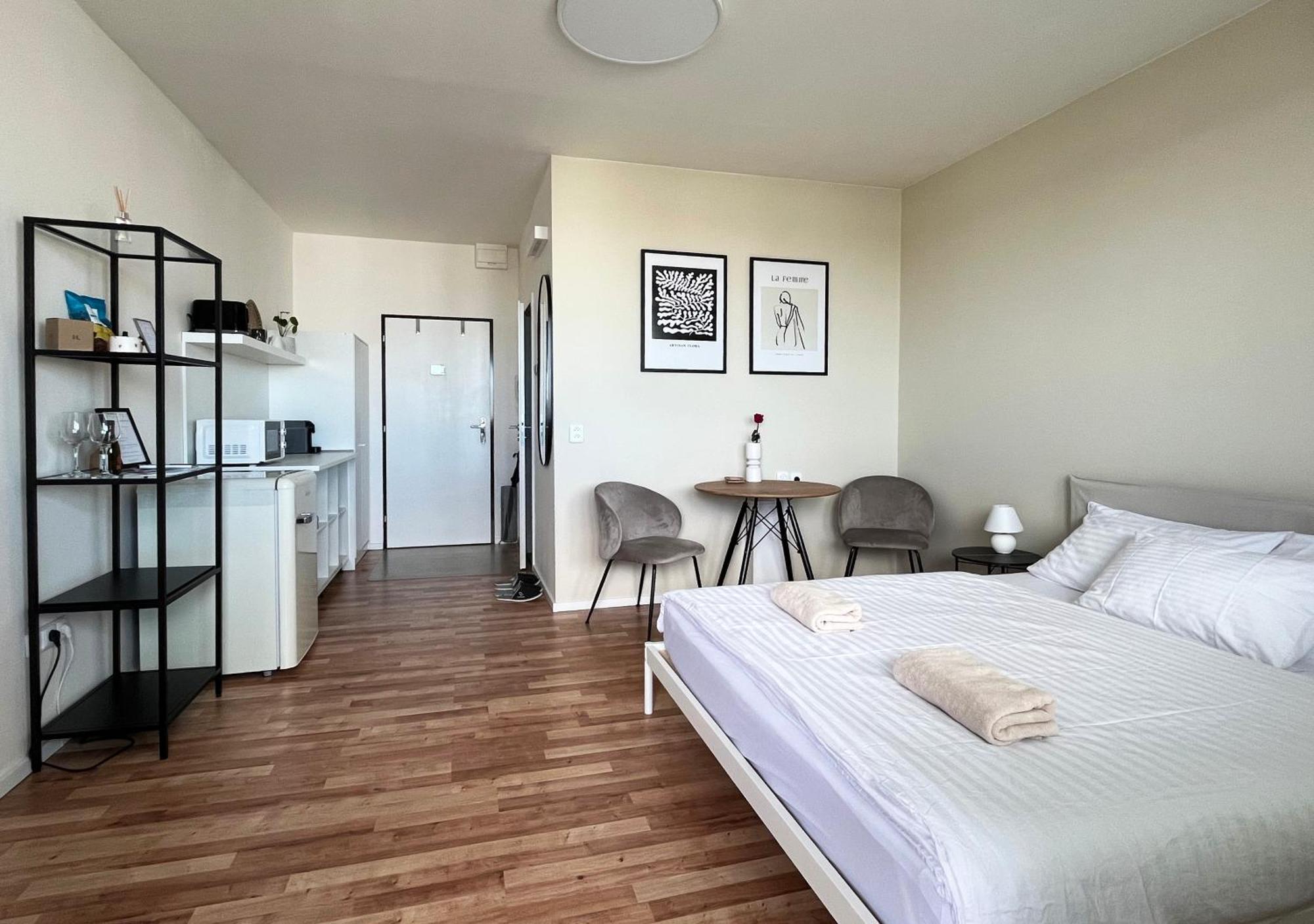 ברטיסלאבה Air-Conditioned Studio, Close To City Centre & Tram Stop מראה חיצוני תמונה